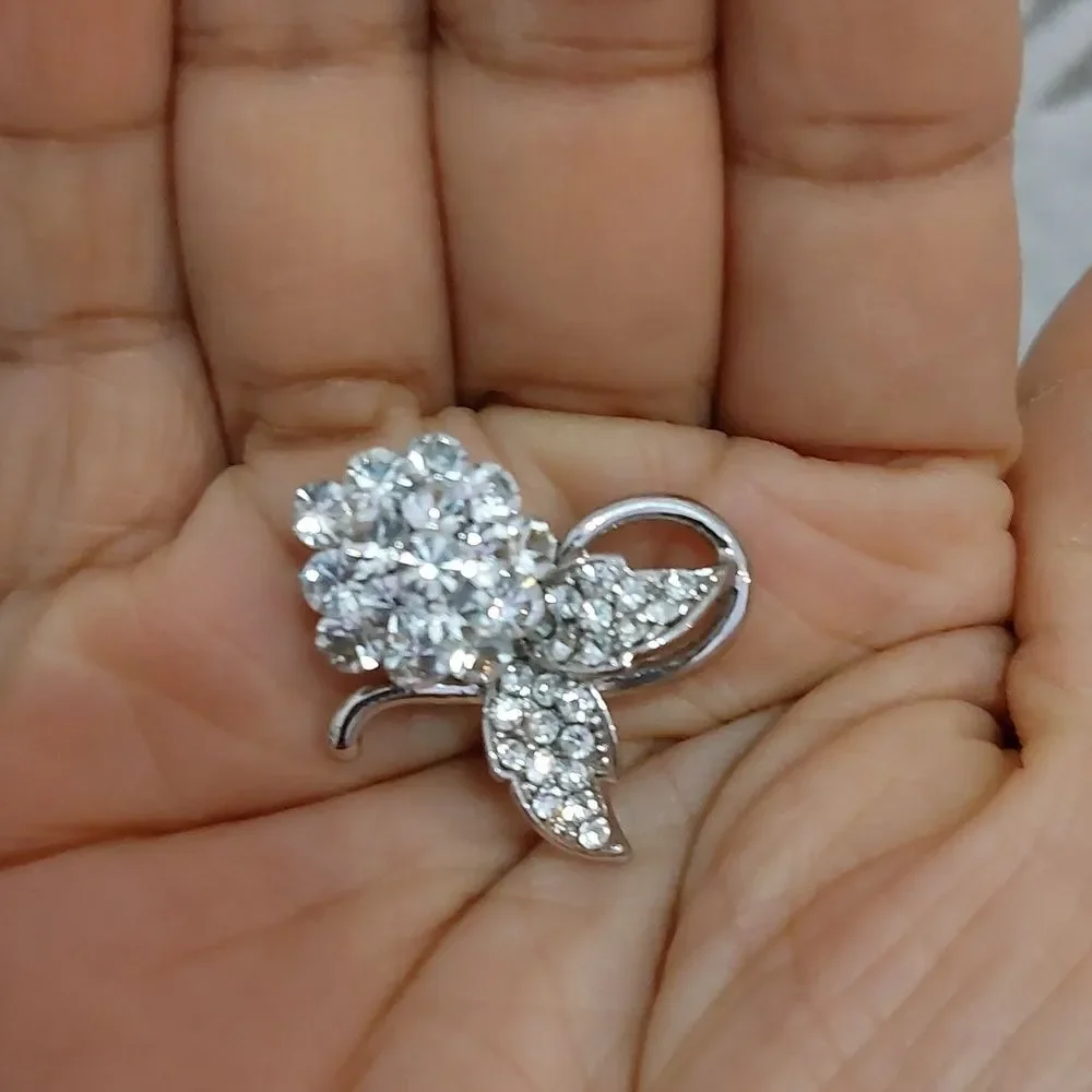 Vintage Unknown Mark Rhinestone Crystals Flower Stem Silver Tone Lapel Pin